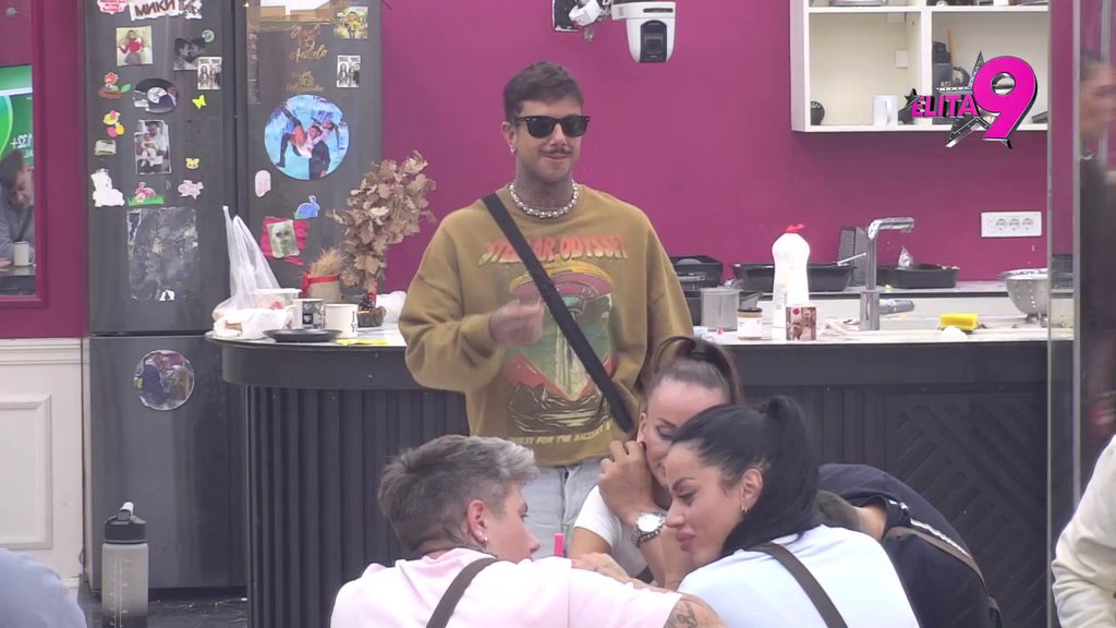 Koliko TETOVKI se krije u Beloj kući? Jovana Cvijanović najnovija optužena,  oglasila se Milosava i otkrila šta zna! (VIDEO)
