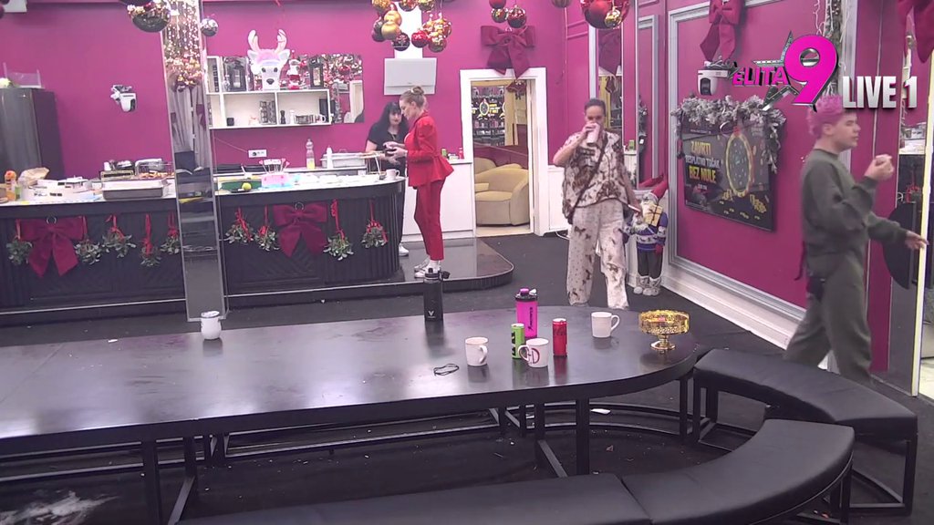 Biće da su svi bili u pravu: Kačavenda sve više sumnja da se Janjuš igrao s njom kako bi joj se osvetio! (VIDEO)