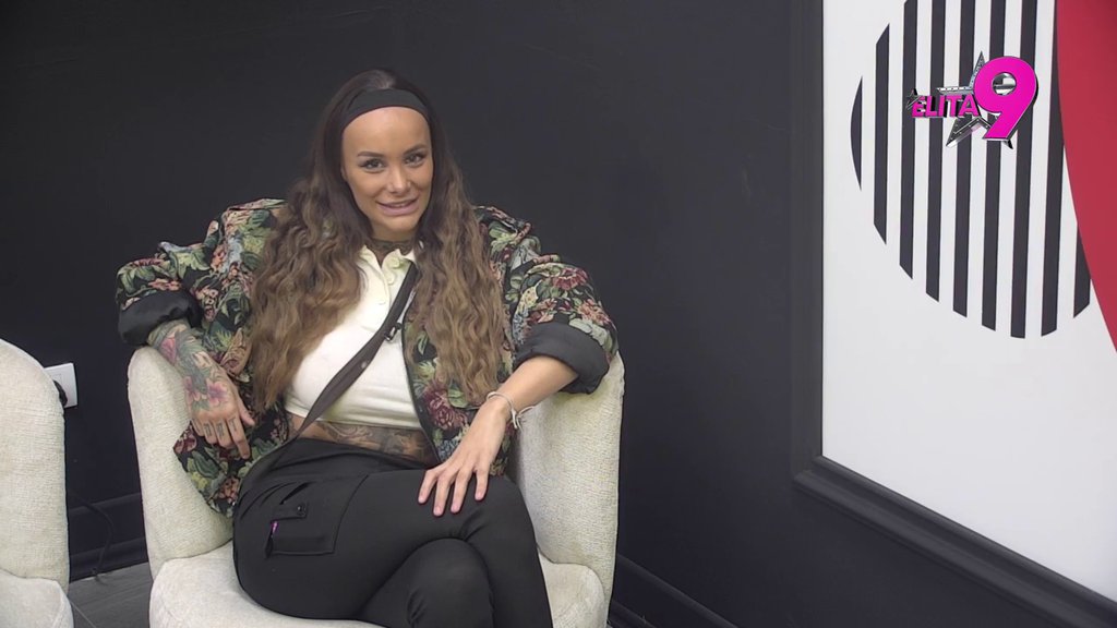 Suza, suzu stiže! Teodora se raspala na komade: Progovorila o sukobima sa Bebičinom porodicom, a reči njegove majke nikad neće zaboraviti (VIDEO)