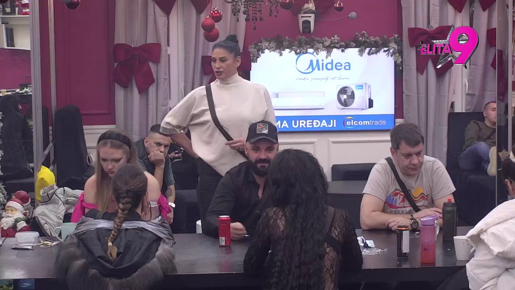 Želim da se Biljani vrati onaj sin... Rada dala zlatne savete Luki, on i ANita zablistali nakon podrške cimera (VIDEO)