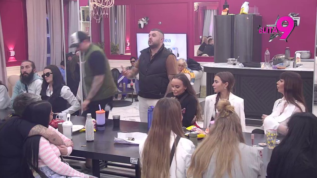 Kakav šok preokret: Aneli priznala Alibabi da joj osećanja prema njemu nikad nisu prestala, on rešio da ispadne fer i prekine svaki kontakt! (VIDEO)