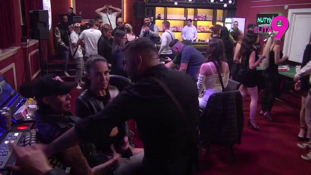 ŠOK NAD ŠOKOVIMA: Alibaba i Mina na milimetar do poljupca! Ona napravila haos zbog njega i Kačavende: Koliko od 0 do 100? (VIDEO)