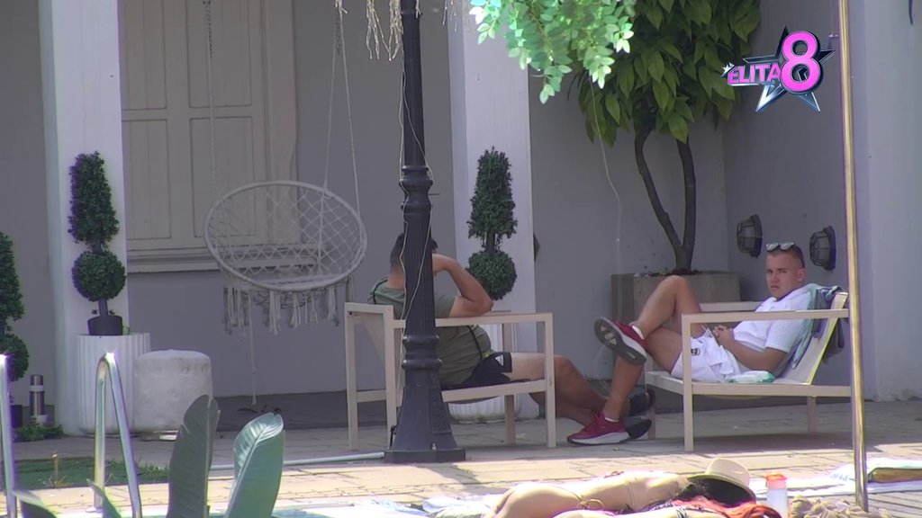 Video da je će ispasti bolji ako stoji uz nju: Gastoz glavna tema svih ogovaranja, Bebica i Dača ga raskrinkali do koske! (VIDEO)