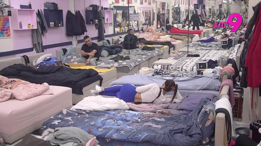 Trening, mišići i tetovaže: Bebica nakon Đukića rešio da okrene novi list, konačno shvatio šta privlači Teodoru! (VIDEO)