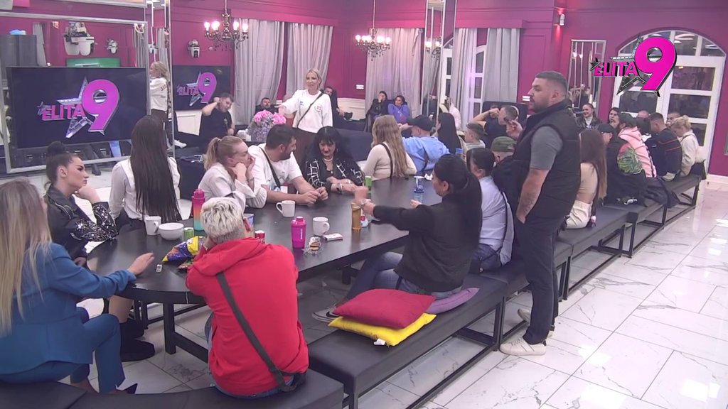 Ovo je konačna istina ili samo nova priča?! Aneli konačno priznala sve detalje AFERE 'ŠLEP': Ja sam se čula sa... (VIDEO)