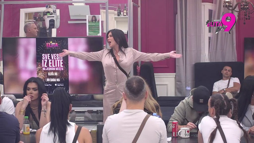 ON JE NJEN ADRESA ZA SVE: Stanija otkrila detalje razgovora nje i Aneli, dala joj savet iako Asmićka tvrdi da je iskoristila njenu priču (VIDEO)