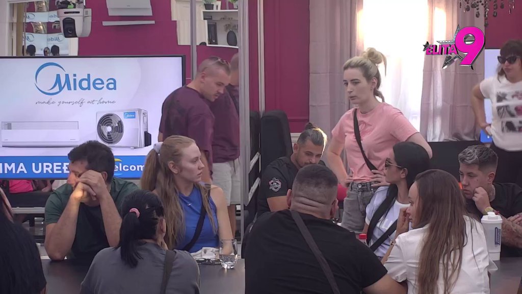 Oplela kao nikad do sad! Sunčica skinula rukavice, pa sručila istinu u lice svakom cimeru! (VIDEO)