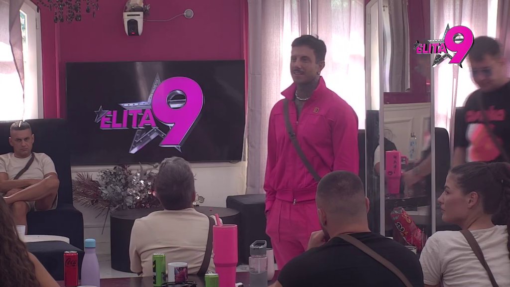 Najvedću slabost ima na devojke iz Hrvatske: Đukić se prisetio svih starih ljubavi, evo koje biše su mu ostavile najveći trag u životu! (VIDEO)