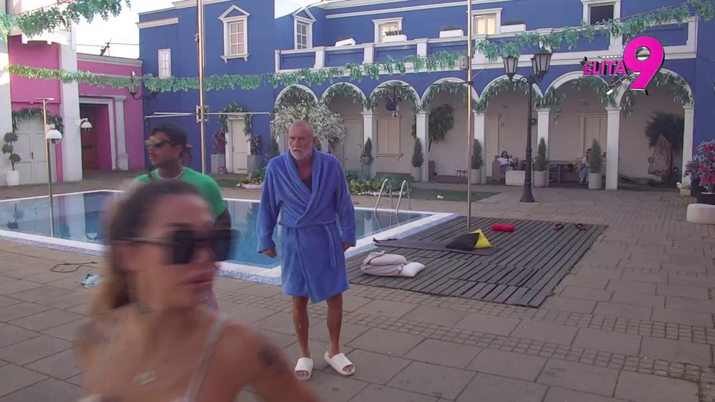LETI PERJE NA SVE STRANE: Filip ušao u žestok verbalni okršaj sa Mićom zbog Aneli! (VIDEO)