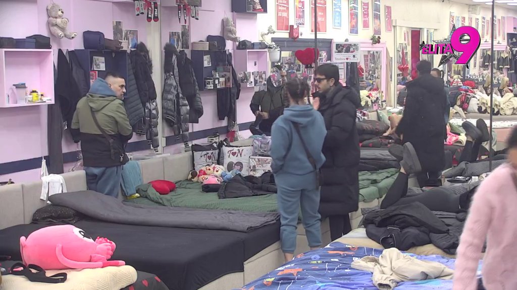 Filip na ivici živaca: Bebica i Teodora u novoj drami, on jedva sakrio osmeh i pokušao da ih pomiri! (VIDEO)