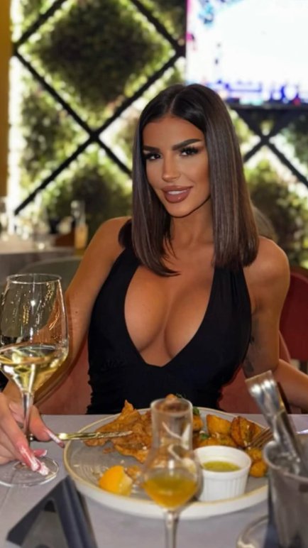 Šok transformacija Ene Čolić: Niko nije očekivao da će napraviti ovakvu promenu! (FOTO)