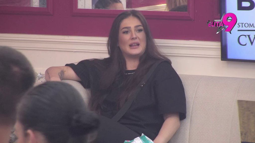Bora Santana van sebe: Anastasija urliče iz petnih žila, jedno drugom psuju sve po spisku! (VIDEO)