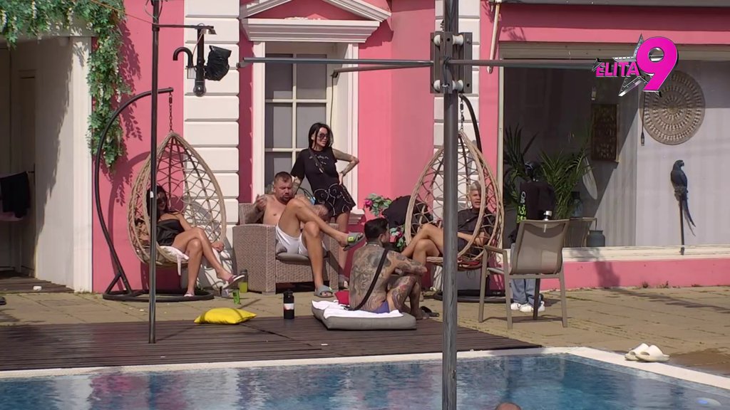 REŠEN DA ČESTITA BUDUĆIM RODITELJIMA: Toša želi detalje od Anite i Luke, pa Mileni otkrio jednu stvar (VIDEO)