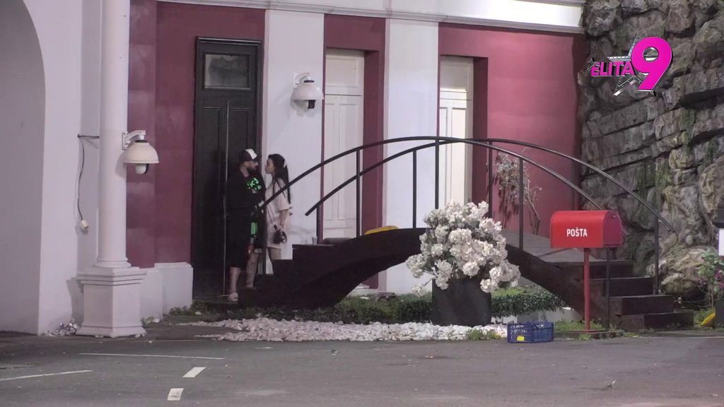 Nećeš biti odvojen od mene! Anita napravila MILIONITU dramu danas, ne dozvoljava Luki da priđe Odabranima! (VIDEO)