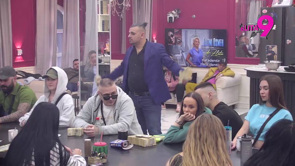 Sklanjaj se od babe što pre: Bora Santana dao sve od sebe da otvori oči Joci Rajiću, pa dobio povratnu od Milosave! (VIDEO)