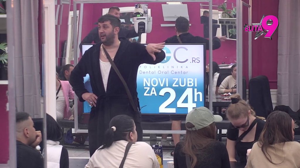 Tu sam i ne idem nigde, kad pažnju budeš hteo samo meni da posvetiš: Jakšićka šokirala obraćanjem Janjušu, Kačavenda skočila na nju! (VIDEO)