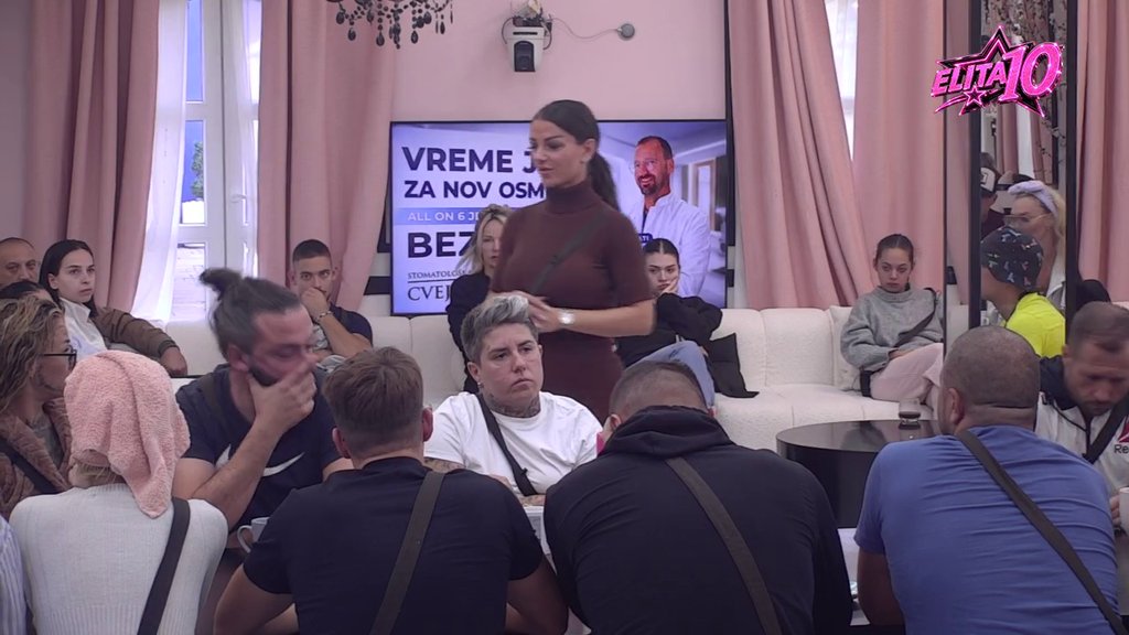 Imala šta da kaže: Sanja postavila na mesto ULIZICE, sasula im sve u lice, a Đole zapenio jer ga je ova takmičarka navela (VIDEO)
