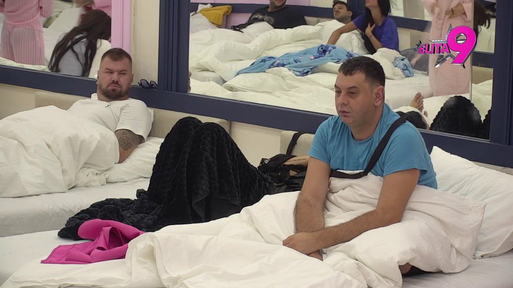 PRVI DAN U ELITI 9 JE ZVANIČNO POČEO: Veliki šef se HITNO oglasio, učesnici morali da reaguju brzinom svetlosti! (VIDEO)
