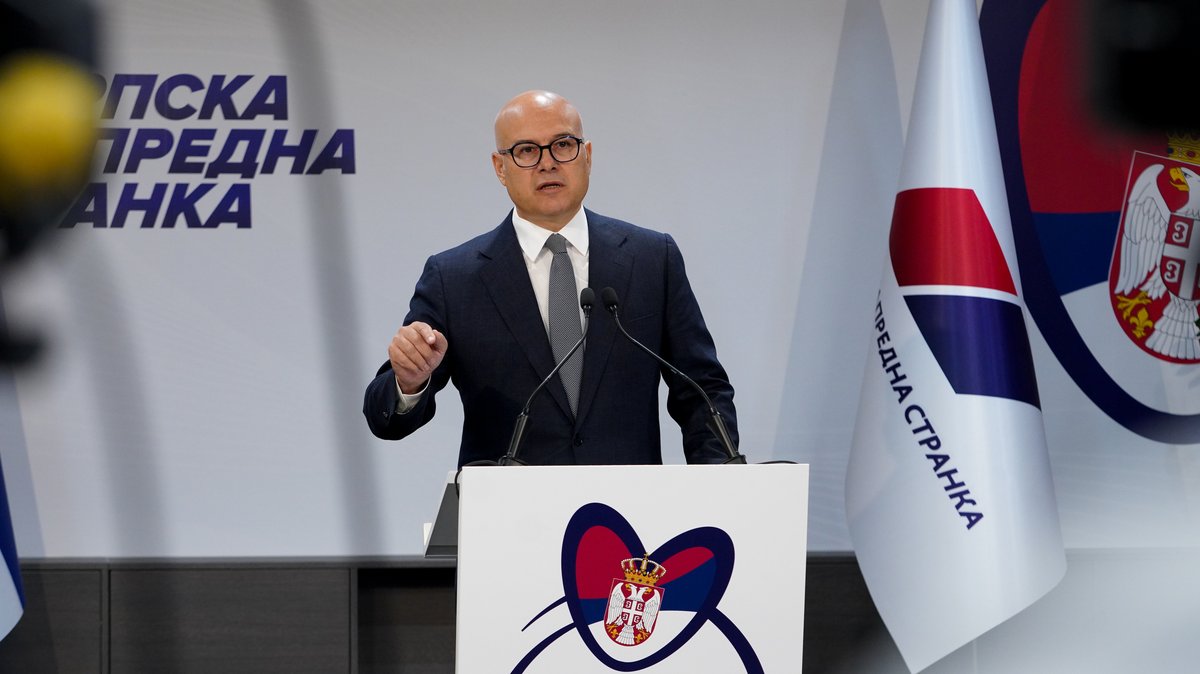 'PRISTOJNA SRBIJA VAM JE TRN U OKU' Vučević poručio blokaderima: Boli vas snaga, jedinstvo i ogromna podrška koju SNS i Vučić imaju u Novom Sadu i Srbiji