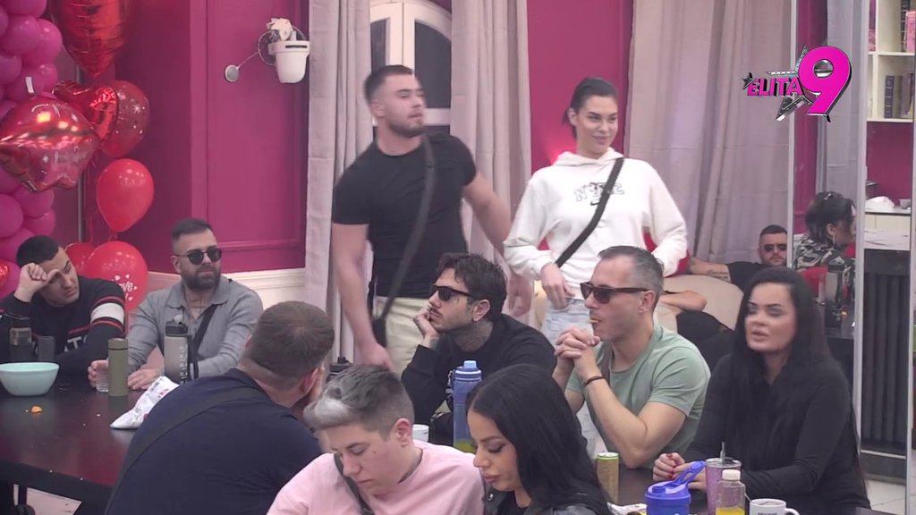 Zadrmalo mu se tlo pod nogama! Viktor čuo da se Mina slaže s Draganom da je KLINAC, počeo da kipti od besa, ona pokušala da se opravda (VIDEO)