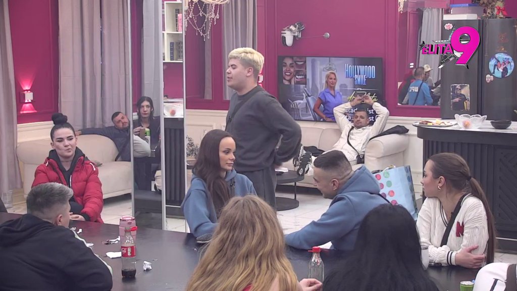 Mazio te je i masirao po preponama! Ivan tvrdi da su Bora i Uroš SVAŠTA RADILI ISPOD POKRIVAČA! (VIDEO)