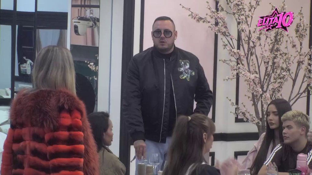 Od samog starta žestoko: Mateja otkrio da li bi ponovo upliovio u odnos sa Anđelom, njegov odgovor ostavio prostor za spekuliacije! (VIDEO)
