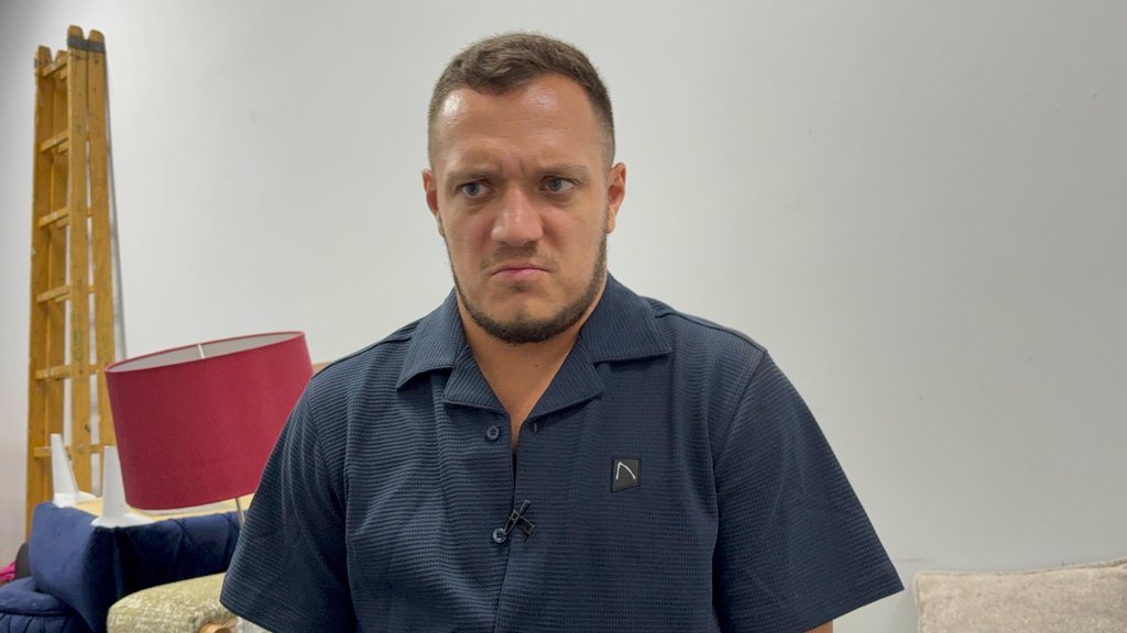 INSTA REŠETKA! Gastoz priznao da spava sa Anđelom, evo kako izgleda njihov zajednički život: Pobednik Elite otkrio da se vraća na MUZIČKU SCENU: Najavio spektakularan povratak i NAJVEĆI HIT NA BALKANU (VIDEO)