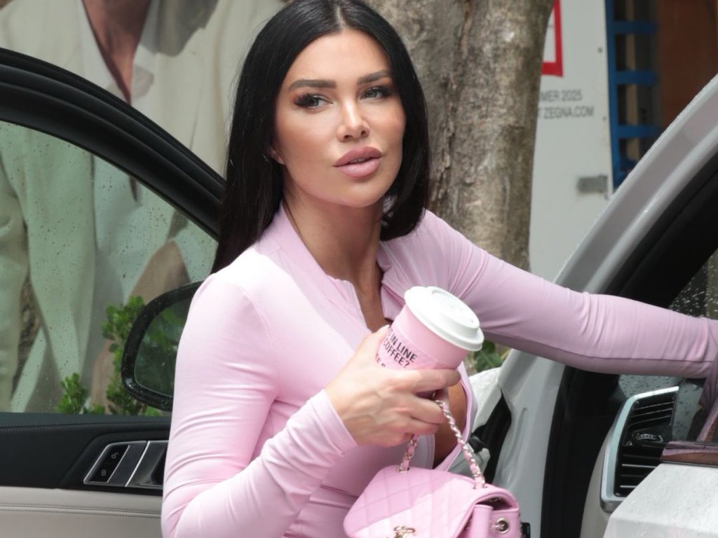 Bio sam u isto vreme sa Stanijom i... Kristijan otkrio da je bio intiman sa rijaliti zvezdom, planira venčanje na Baliju, a evo u kakvim je odnosima s ćerkom Verom