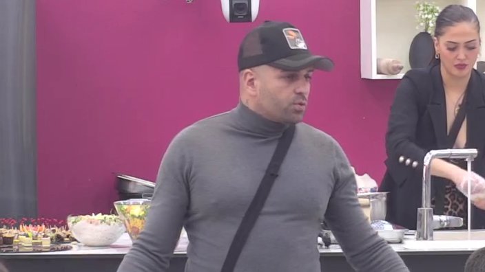 BIO JE NASILAN, BEBI JE OTKAZALO SRCE:  Bivša verenica Milana Stojičkovića s knedlom u grlu progovorila o najvećem gubitku, otkrila da joj je njegova porodica slala PRETEĆE poruke! (VIDEO)