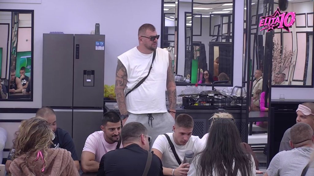 Novi voditelj u Eliti! Šok saopštenje u Beloj kući, evo kako su reagovali učesnici (VIDEO)