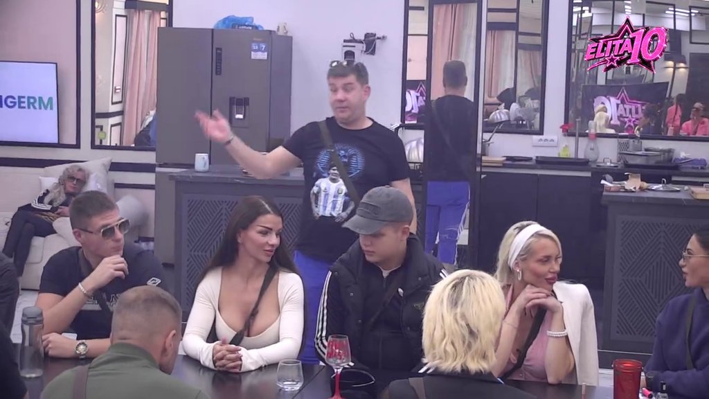 DOSTOJANSTVENI! Karić prvi ustupio mesto Anđeli, nije htela da sedne kraj Cara! Sada je svima SVE JASNO (VIDEO)