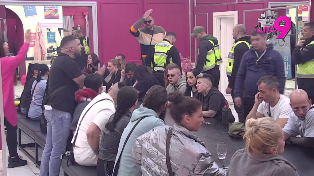 MARATONSKA RASPRAVA: Janjuš se ne zaistavlja, Ivan mu upalio crvenu lampicu, verbalni okršaj dosegao vrhunac! (VIDEO)