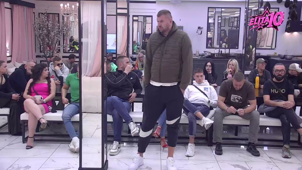 Promenila se zbog iskrene emocije: Đukić postao ljubavni terapeut Cara i Aneli, bez blama im daje savete kako da poboljšaju vezu! (VIDEO)