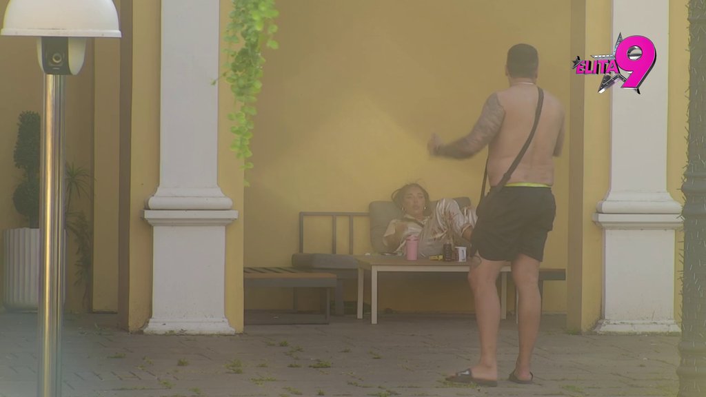Mene narod voli! Terza ponavljao da je miljenik nacije, Sofija ga patosirala: Kako sebe gledaš, a svoje dete NISI VIDEO! (VIDEO)