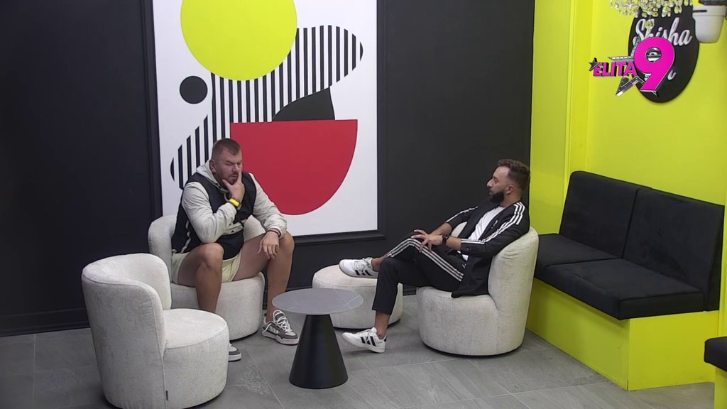 Ispao sam budala, ali šta da se radi: Janjuš uveren da Asmin priča istinu dok Luka maže oči fanovima, ubeđen da je on bio omađijan! (VIDEO)