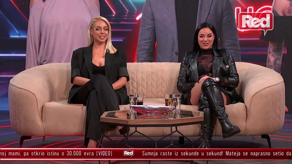 Bivše učesnice Elite žestoko izvređale Lauru Prgomet! Urnisale je zbog afere s Đukićem, a tek šta kažu za njega... (VIDEO)