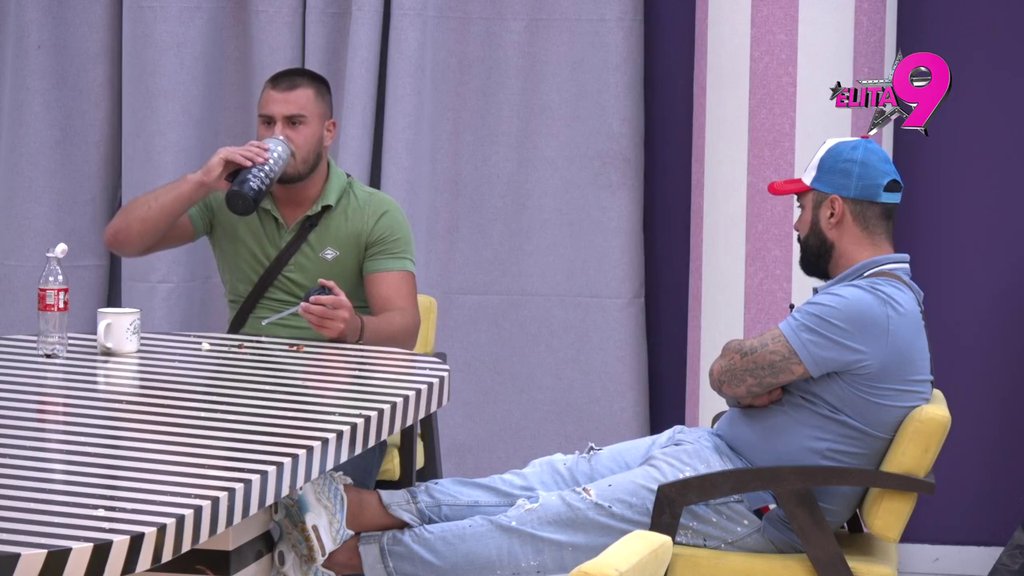 LETI PERJE U ODABRANIMA: Luka i Uroš na sve načine pokušavaju da smire Viktora, on proklinje dan kad je upoznao Minu! (VIDEO)