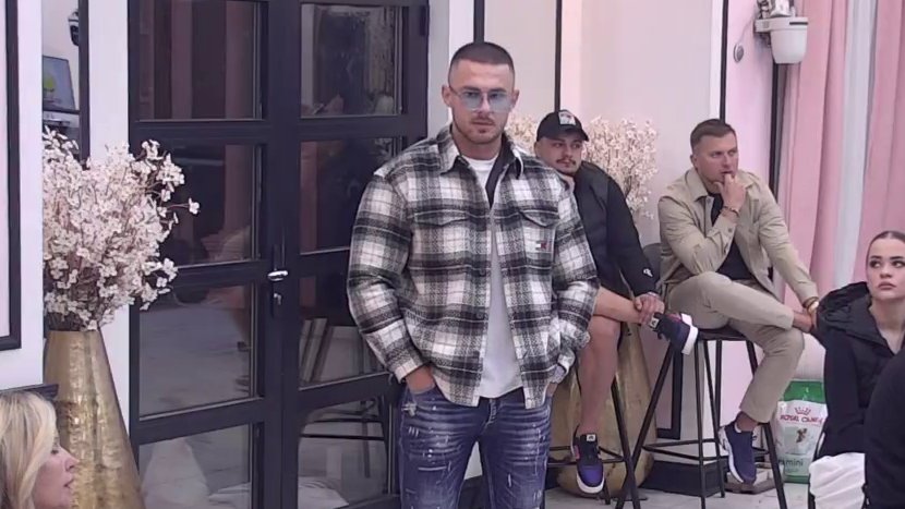 Bukti rat Sanje i Marka! Ona se plaši da je ne ogadi novom partneru, on je vređa kao da se nisu voleli (VIDEO)
