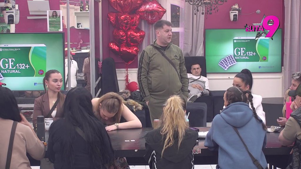 Žestoko urnisanje: Uroš Stanić argumentima zakucao Maju i Aneli za dno, od ovoga nema dalje! (VIDEO)