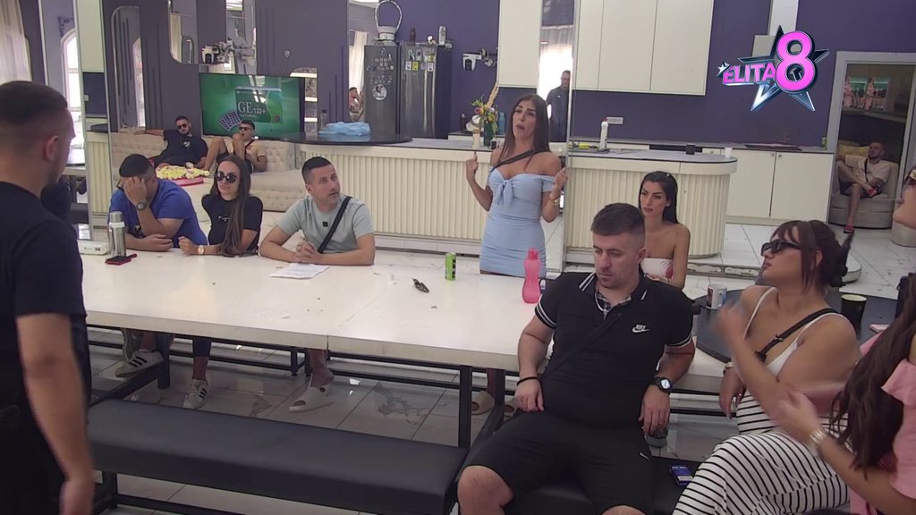 Bila si preslatka dok si stenjala: Gastoz brutalno isponižavao Enu Čolić, od ovog blama nema dalje! (VIDEO)