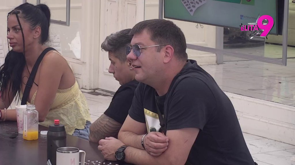 Nova drama: Sara misli da ju je Murat pikirao jer je video njene vrele akcije! (VIDEO)