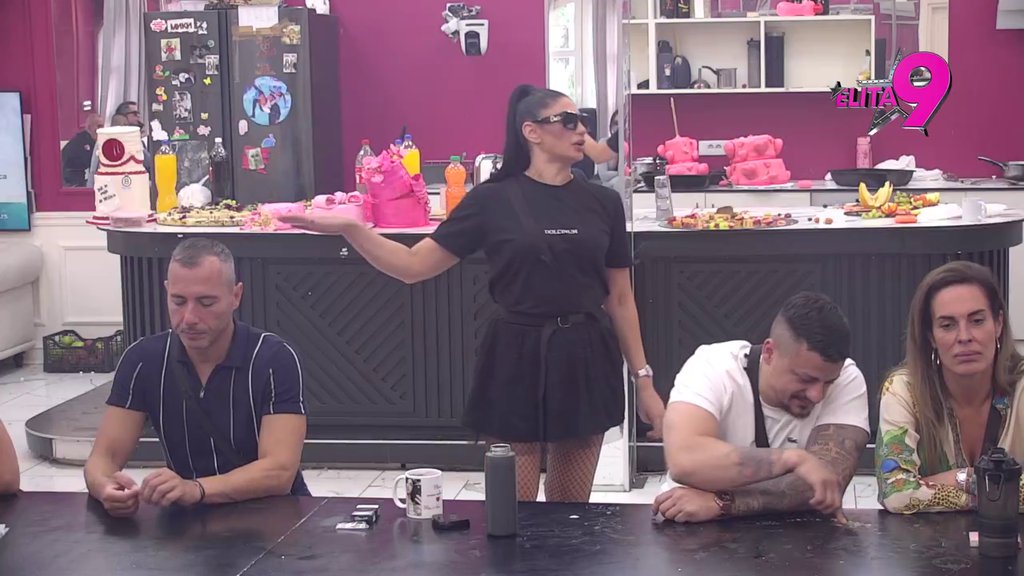 Mina Vrbaški bez grama dostojanstva:  Provalila da Viktor merka Staniju, ali nastavlja da bude njegova krpa za brisanje patosa (VIDEO)
