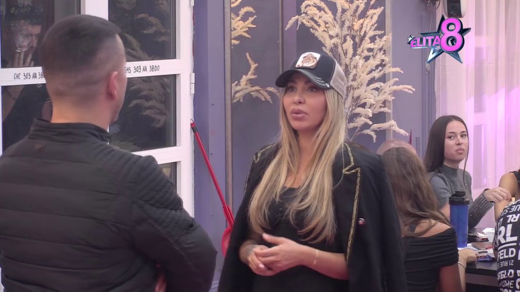 PALO JAVNO IZVINJENJE: Aneli se pokajala zbog sukoba sa Đedovićem, porodici uputila javni apel! Karić od šoka počeo da APLAUDIRA! (VIDEO)