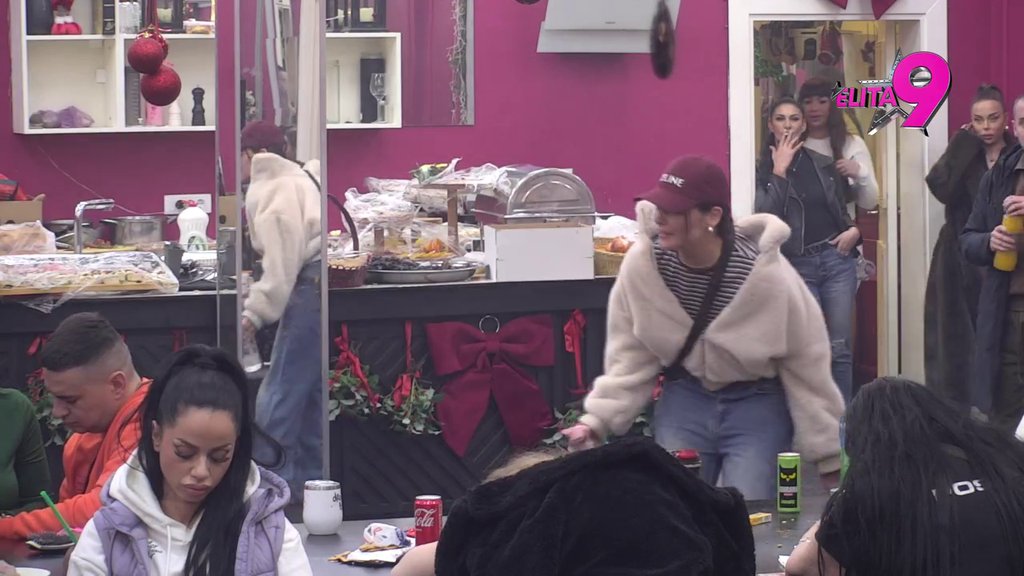 Pukao mu film: Anđelo svima zapušio usta i Maju odbranio više nego Đukić, ona vratila osmeh na lice! (VIDEO)