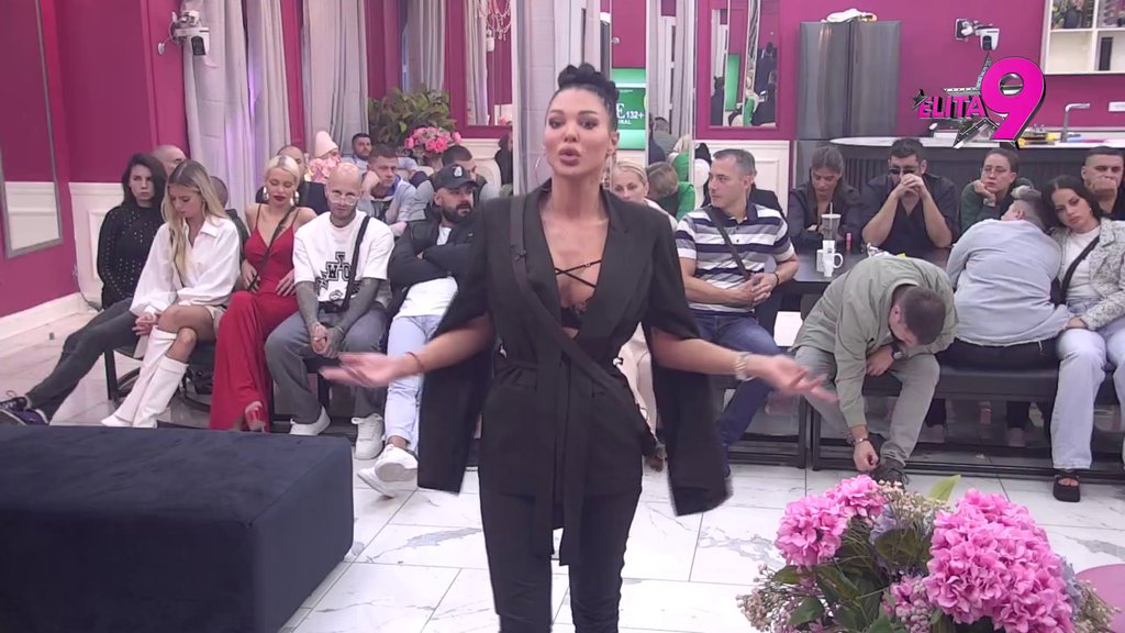 Sve njih je lično napravila Stanija Dobrojević: Maja demolirala Alibabu, razotkrila sve njegove namere, pa obrisala patos s Aneli: Ona je za mene sponzoruša! (VIDEO)