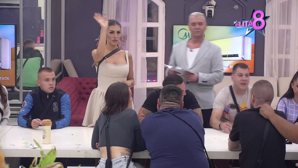 Upalio se kao nikad: Mateja tvrdi da se Peja ograđuje od Ene samo kad je za stolom, on zapenio i odjavio je zauvek: Vređaću je kao konja! (VIDEO)