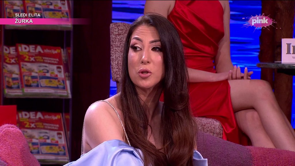 NAŠA PEVAČICA (35) KRILA OD SVIH DA IMA KANCER! Dane provodila na onkologiji, a noću nastupala: Predala sam se životu...