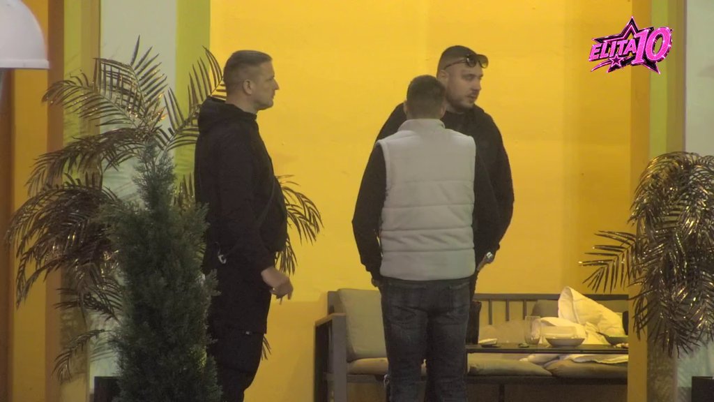 On je Jasenka u muškom obliku! Car žestoko isprozivao Osmakčića (VIDEO)