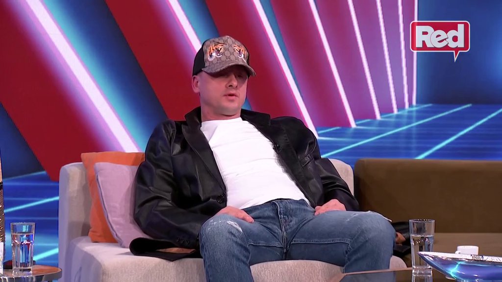 Nadmen je, pravi kompleksaš! Asmina Durdžića oblatio bivši cimer iz Elite: Da sam ostao duže, imali bismo problem