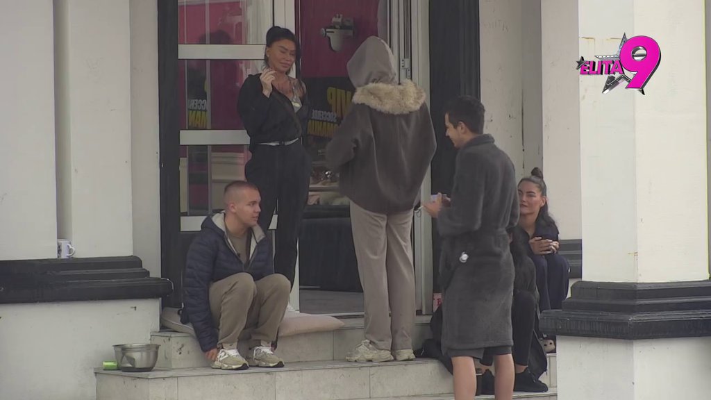 Hoću li dobiti kola i vozačku?! Gromoglasan aplauz odzvanja Šimanovcima, Uroš položio vožnju! (VIDEO)
